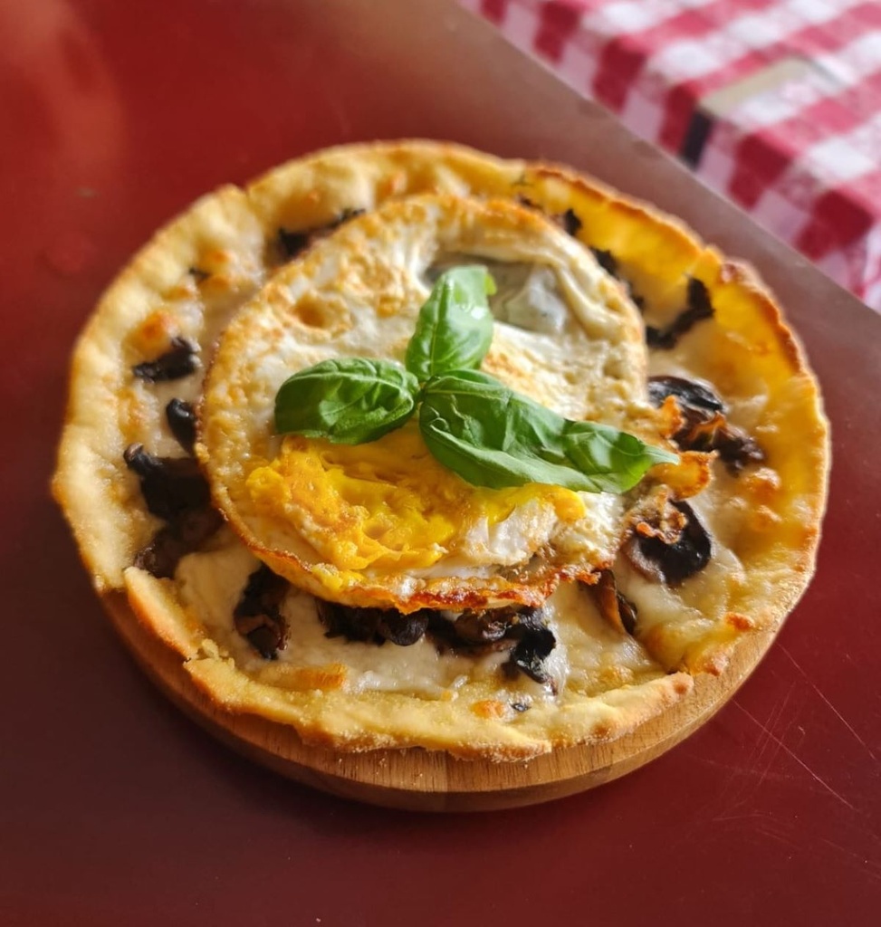 Brunch Pizzetta Mushroom & Egg 