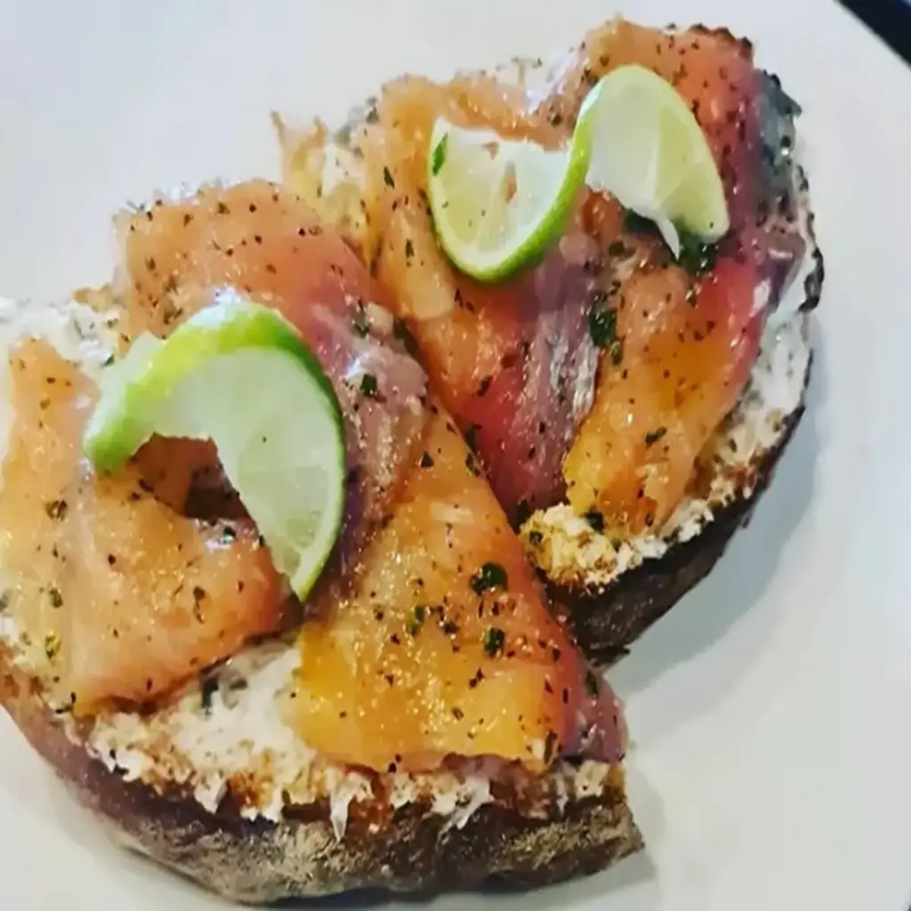 Bruschetta Smoked Salmon (R)