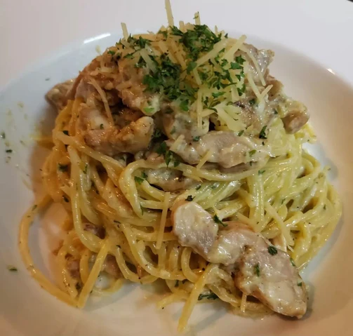 Pasta Garlic Cream Shrimp/ Marlin/Salmon