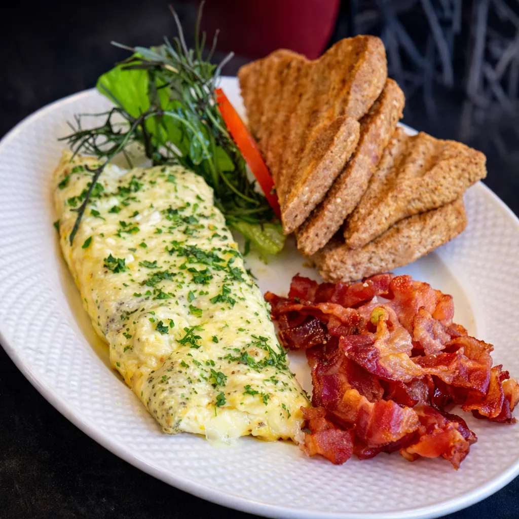 Bacon or Ham Omelette