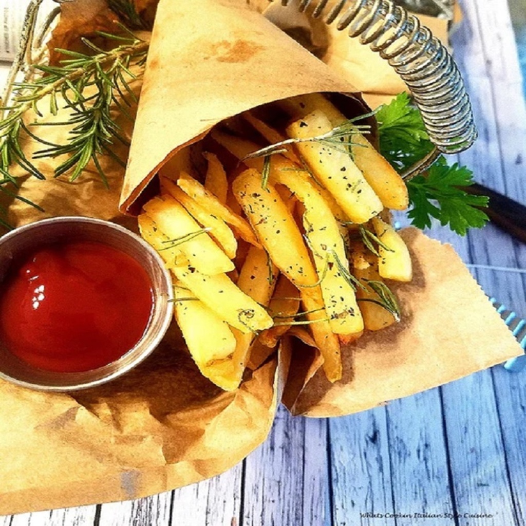 Herb Seasoned Fries (R)