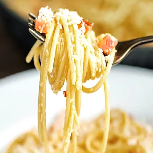 Pasta Carbonara (Fettuccine)