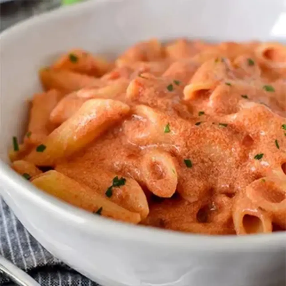 Salsa Rosa Pasta (Fettuccine)