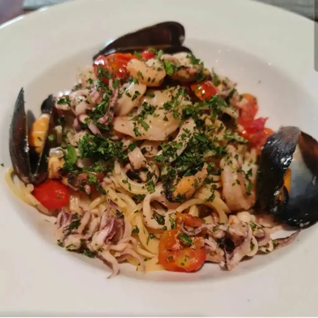 Seafood Pasta (Fettuccine)