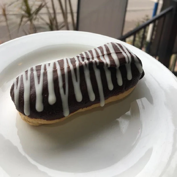 Chocolate Eclair
