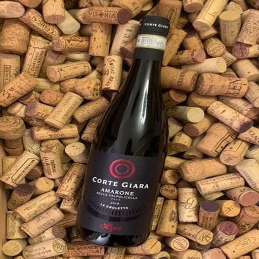 Corte Giara Amarone della Valpolicella - Italy