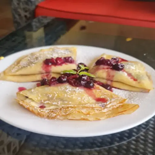 Mixed Berries Crepes